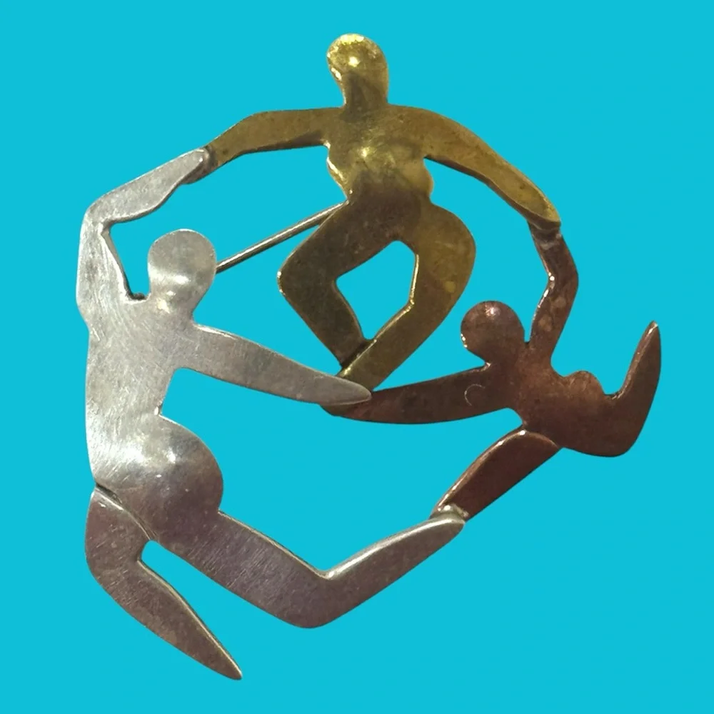 FAR FETCHED MARKED‎ MIXED METALS COPPER, BRASS, STERLING Circle Dance Brooch Pin